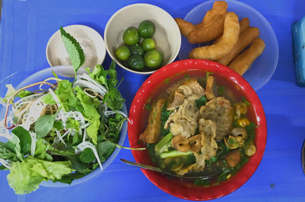 Bún cá ngõ Hồng Phúc