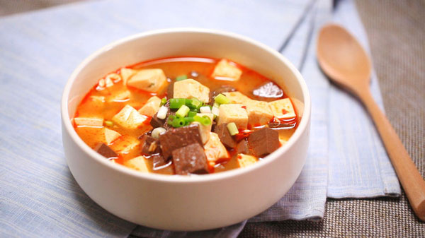 mon-an-cho-ba-bau-canh-chua-cay