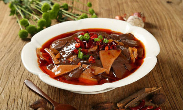 ba-bau-co-duoc-an-tiet-luoc-khong-khu-trung-ruot