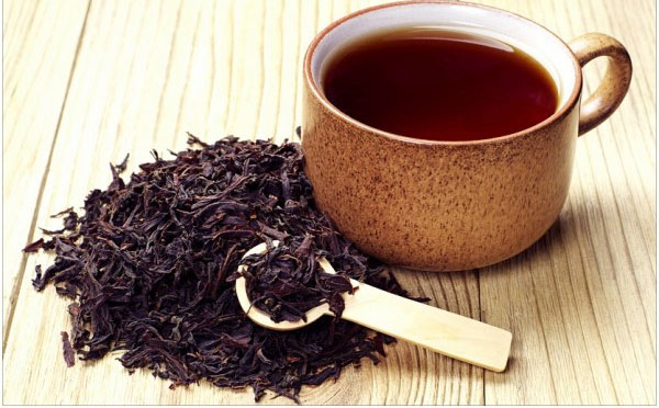 Cách chữa mụn nước bằng trà đen