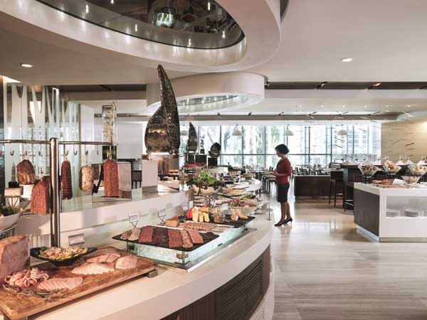 nha-hang-buffet-hai-san-the-square-3