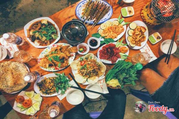 quan-an-dem-go-vap-pho-nuong-anh-em