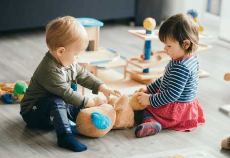 đồ chơi giáo dục cho bé