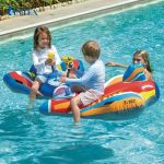 Phao bơi máy bay có súng phun nước INTEX 57531
