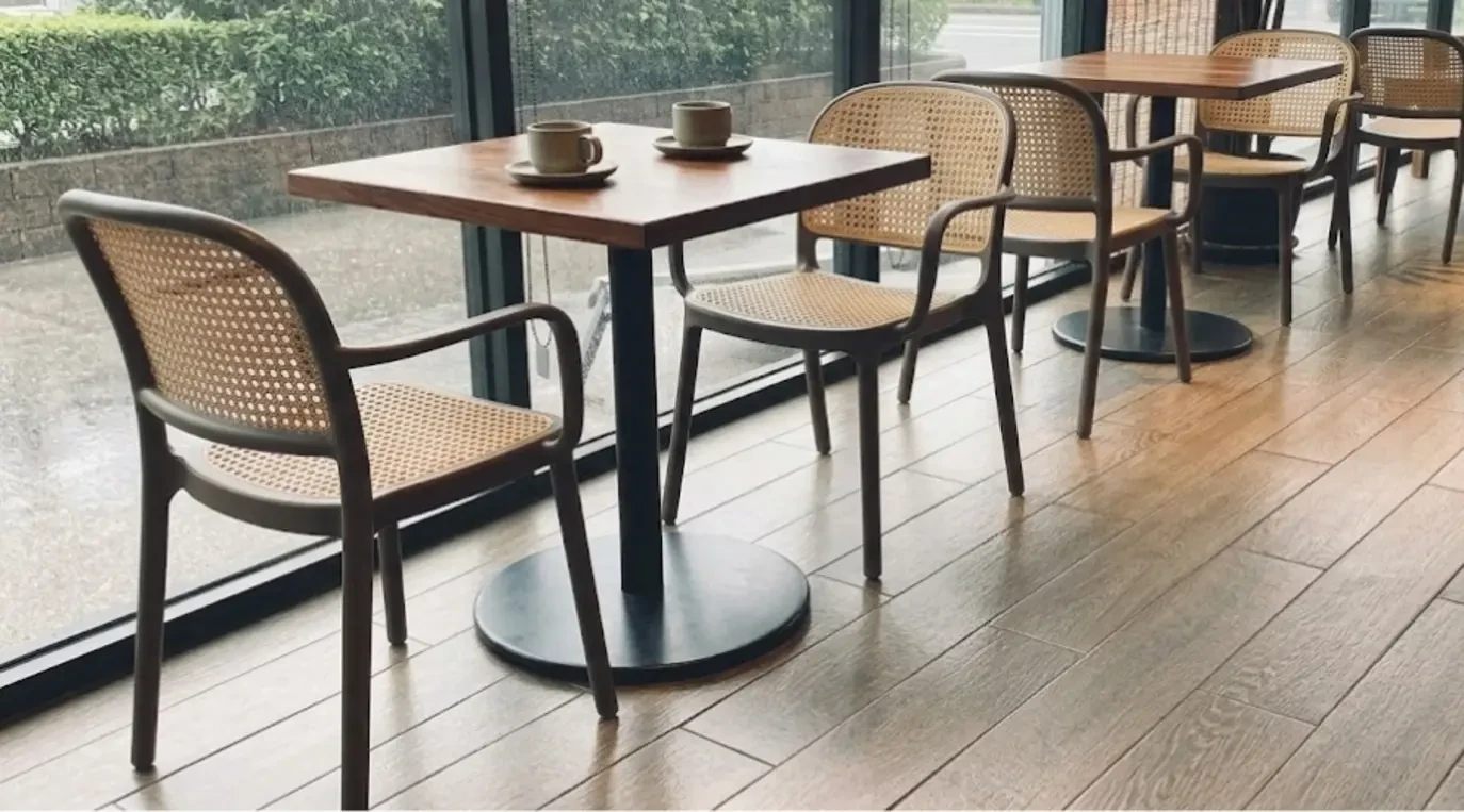 Hình mô tả gạch giả gỗ