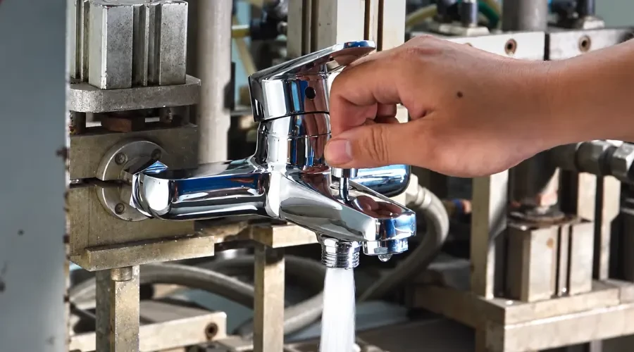 Quy trình sản xuất thiết bị vệ sinh Luxta