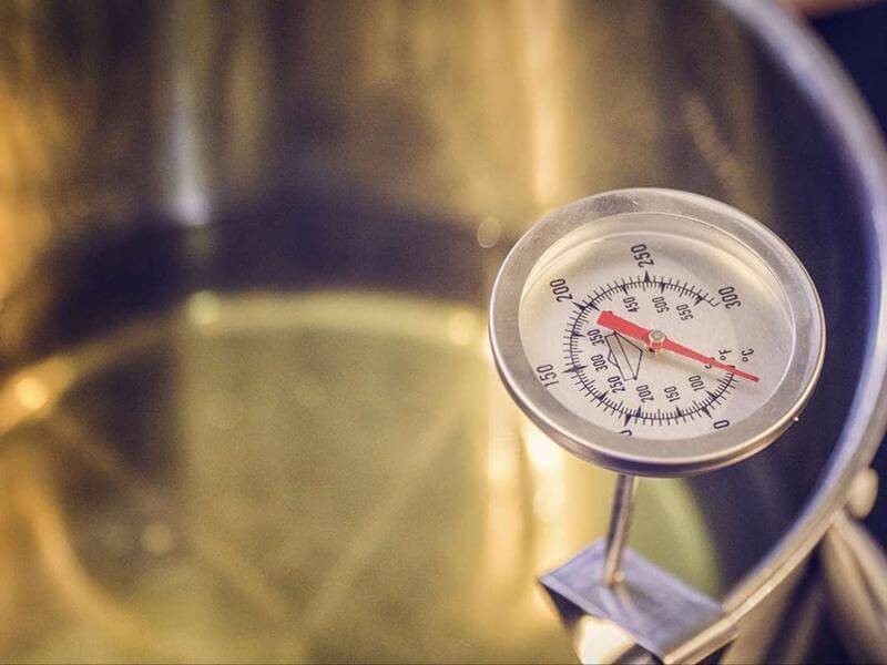 Ví dụ về nhiệt độ sôi của một số chất thông dụng