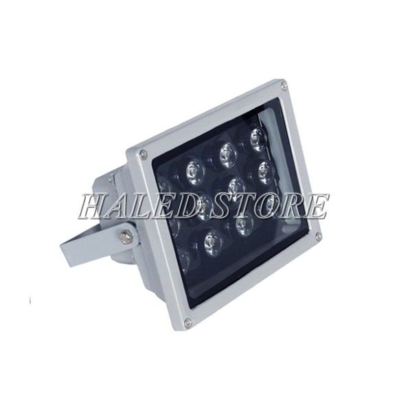 Kiểu dáng đèn hắt sân vườn HLDAFL13