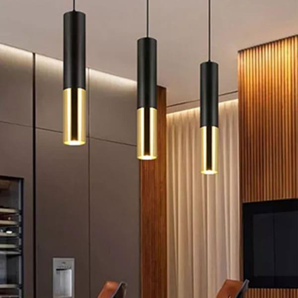 Tùy theo phong cách thiết kế của từng không gian mà các bạn nên lựa chọn loại đèn có kích thước phù hợp. 