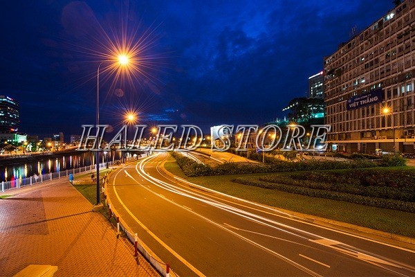 Đèn cao áp ánh sáng vàng chiếu sáng đường phố