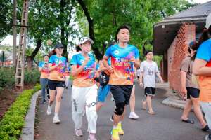 Chạy cùng The One, 30 năm bền bỉ gắn kết