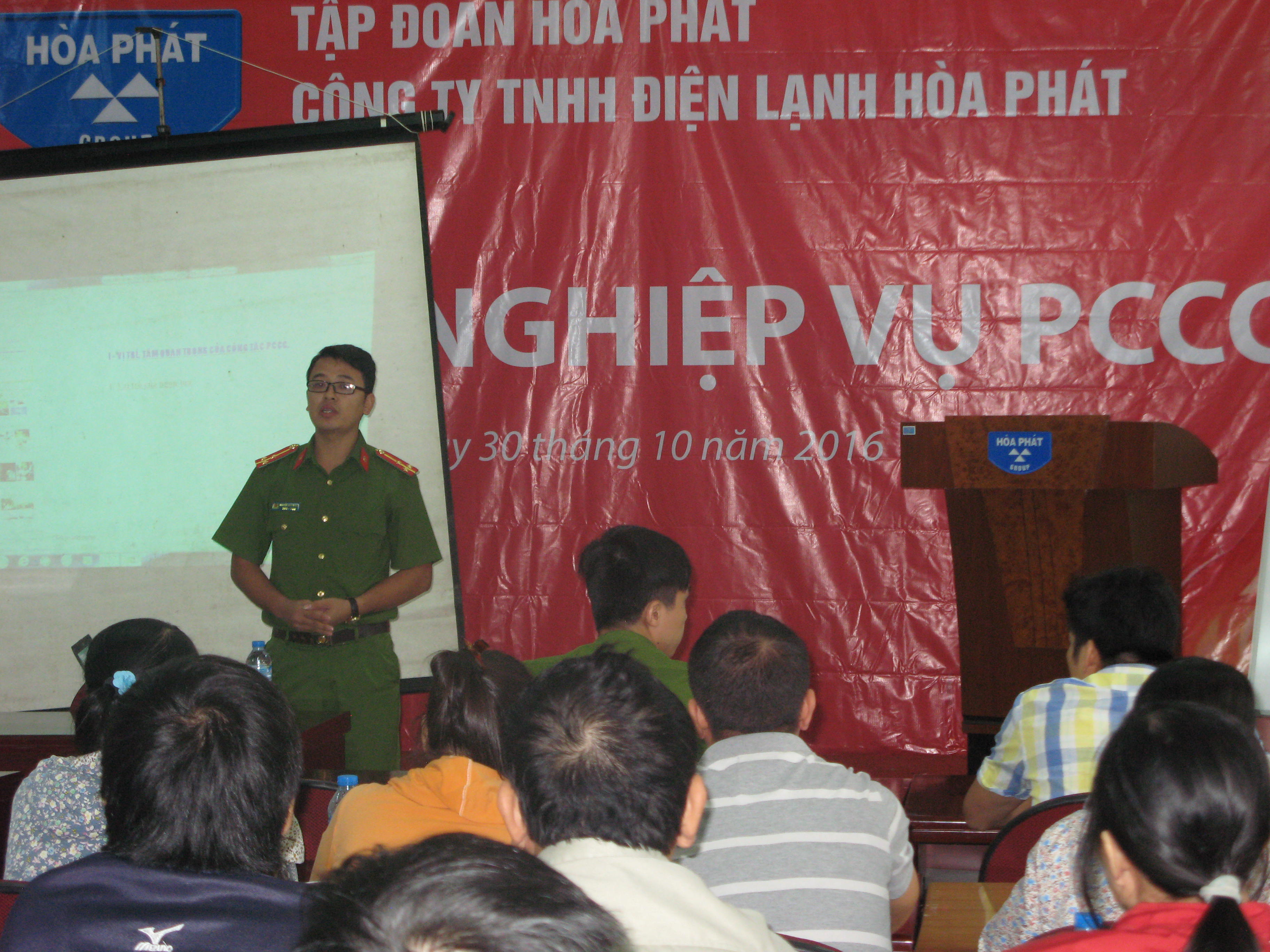 Điện lạnh Hòa Phát diễn tập phòng cháy, chữa cháy