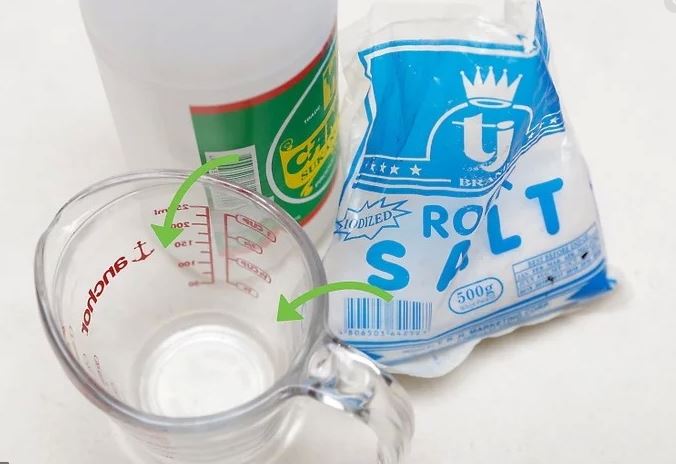 Cách thông cống bằng muối ăn, baking soda và giấm Cách thông cống bằng muối ăn, baking soda và giấm