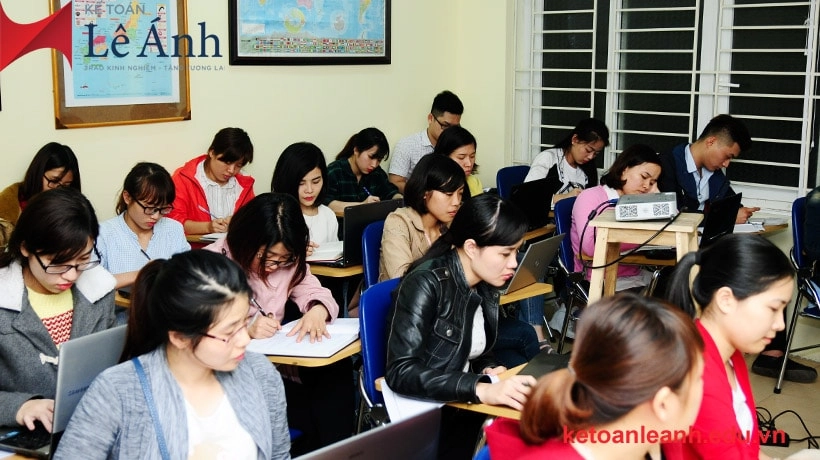 ke-toan-tong-hop-thuc-hanh-tot-nhat-tai-ha-noi-7-min