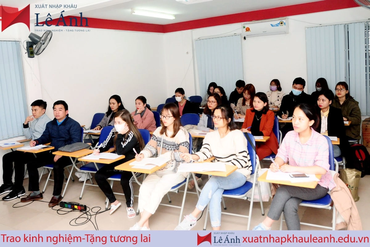 khoa-hoc-xuat-nhap-khau-uy-tin-xuat-nhap-khau-le-anh-min