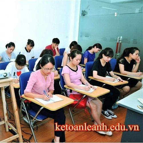 large-dao-tao-ke-toan-tong-hop-tai-ha-noi-ho-chi-minh-min-min