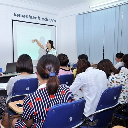large-hoc-ke-toan-tong-hop-thuc-hanh-tai-ha-noi-uy-tin-min