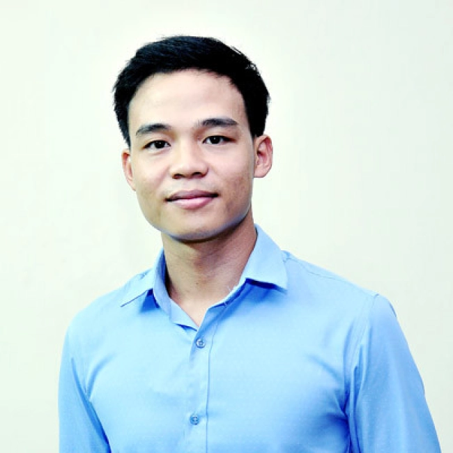 giang-vien-le-xuan-thang