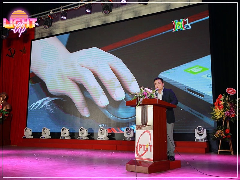 su-kien-light-up-ky-niem-10-nam-thanh-lap-khoa-tai-tinh-ke-toan-1-ptit-2