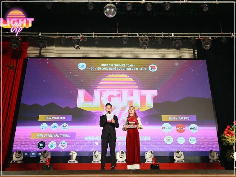 su-kien-light-up-ky-niem-10-nam-thanh-lap-khoa-tai-tinh-ke-toan-1-ptit
