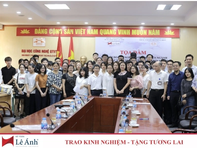ket-noi-tuyen-dung-truong-dai-hoc-cong-nghe-giao-thong-van-tai-1
