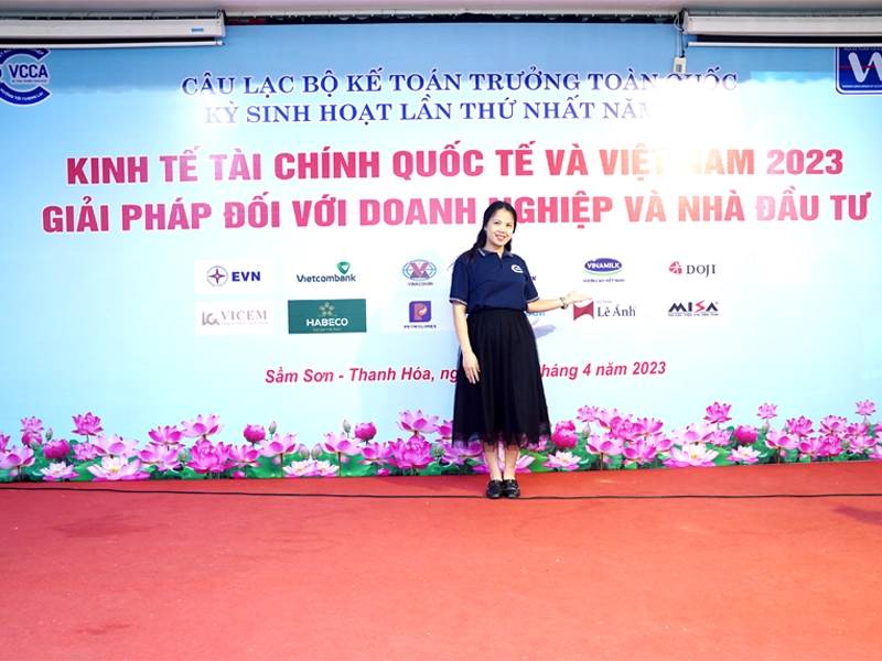 le-anh-tham-gia-sinh-hoat-ktt-toan-quoc