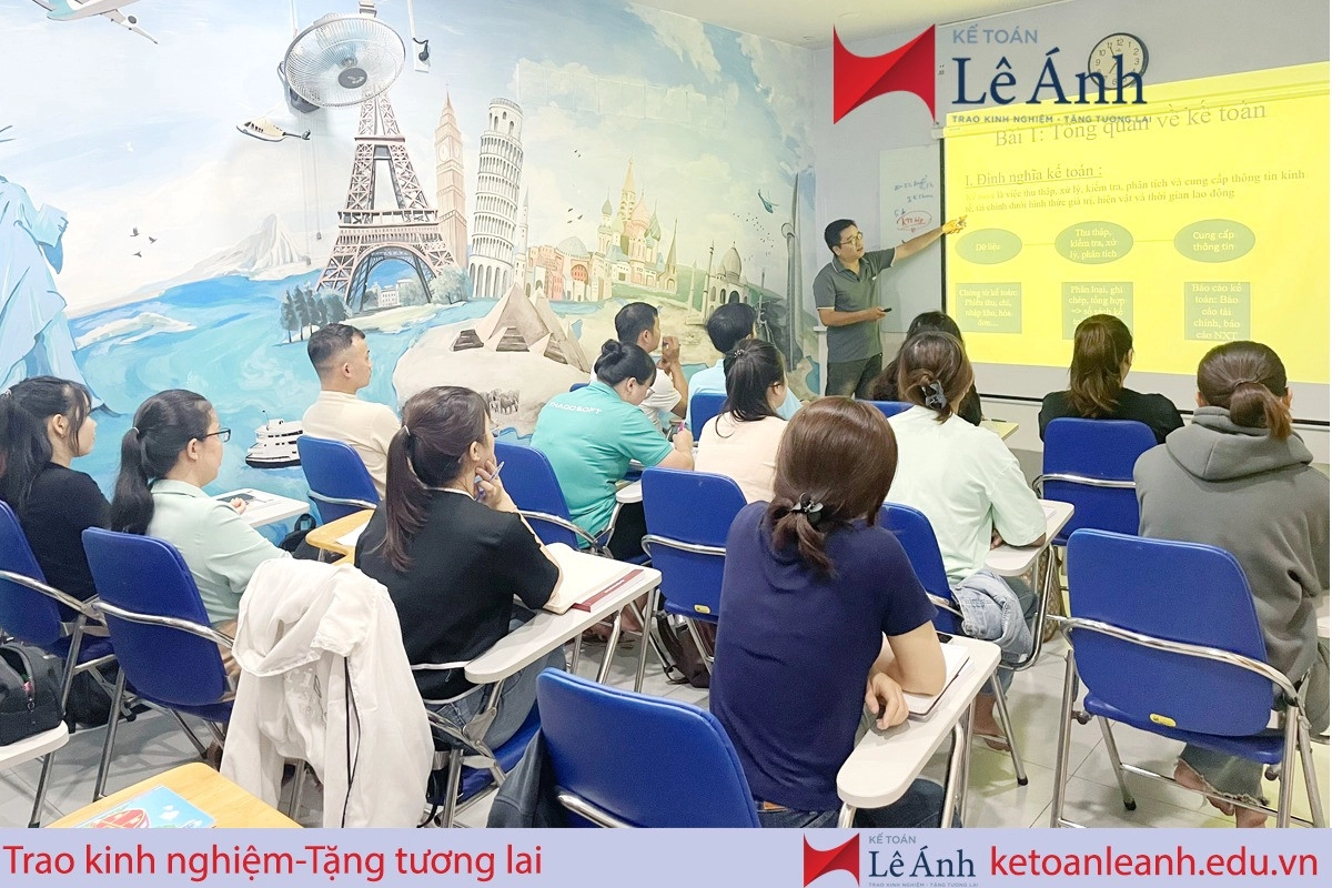 hoc-ke-toan-cung-le-anh-hcm