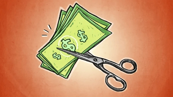 Trừ lương nhân viên đi làm muộn là sai luật