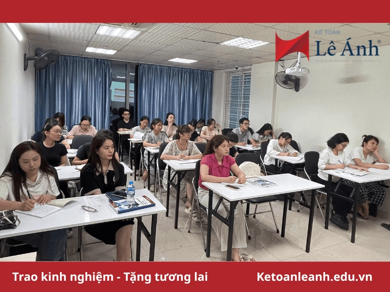 lop-hoc-ktth-hn-tai-ke-toan-le-anh