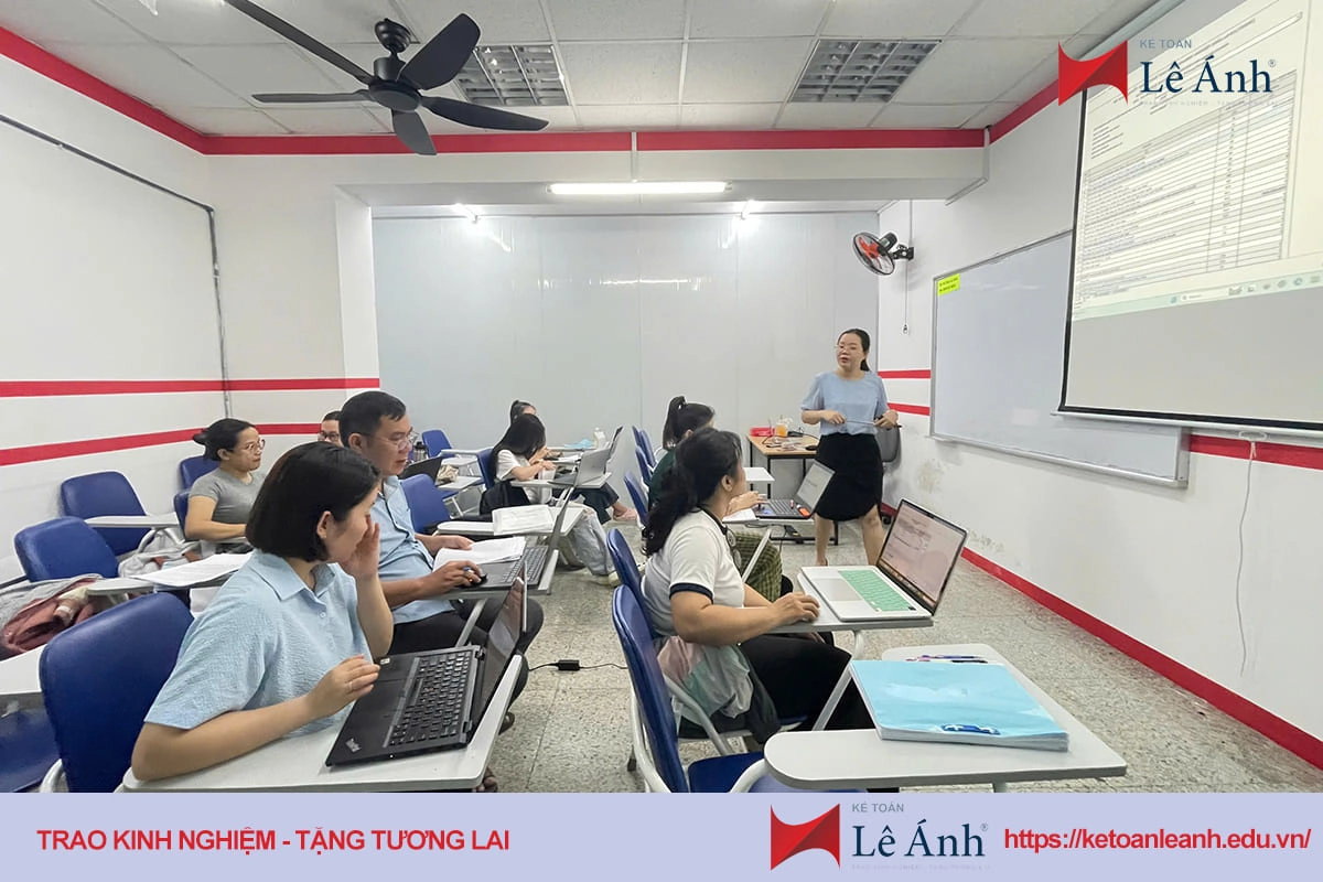 Hình ảnh khóa học kế toán thuế tại Kế toán Lê Ánh