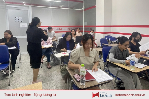 Hình ảnh khóa học kế toán nhà hàng F&B - Kế toán Lê Ánh