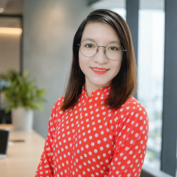 giang-vien-huynh-thi-thu-hien