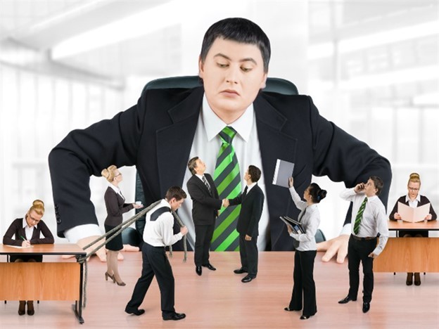 Phong cách lãnh đạo độc quyền