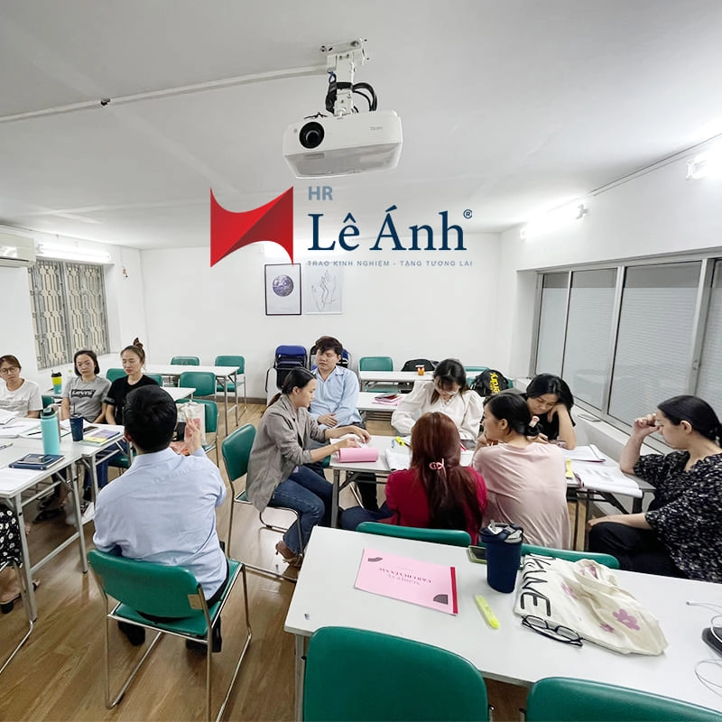 anh-gioi-thieu-thay-thai-tai