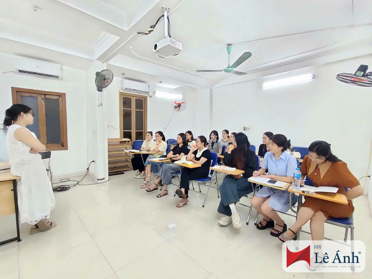 Hình Ảnh Lớp Học Và Cơ Sở Học Tại Hà Nội