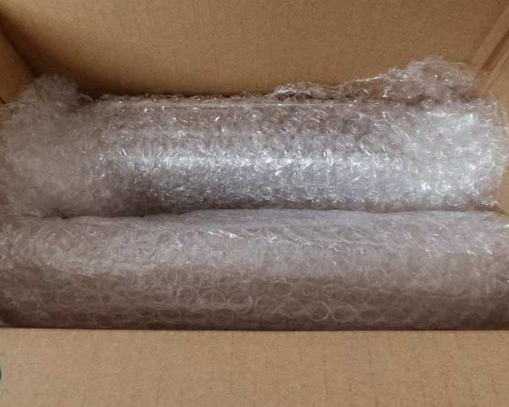 Quy cách bọc xốp bóng khí và đóng thùng carton chống sốc gửi điện thoại bưu điện