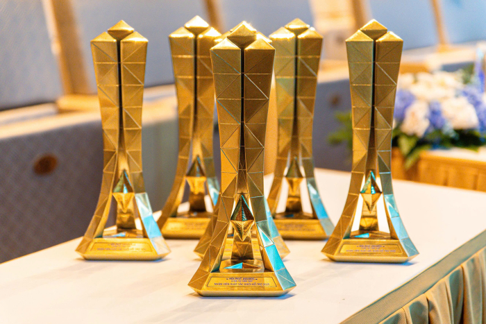 z7656728174703-e933b5b708d4bfea131fca9d55c4018d-1