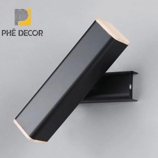 den-led-treo-tuong-junban-do18-6-1