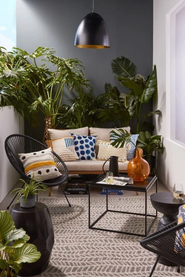 trang-tri-ban-cong-chung-cu-3