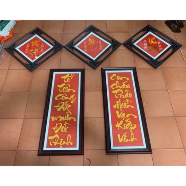 tranh-treo-ban-tho-11