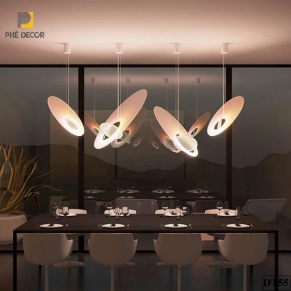 den-trang-tri-phong-khach-hien-dai-10