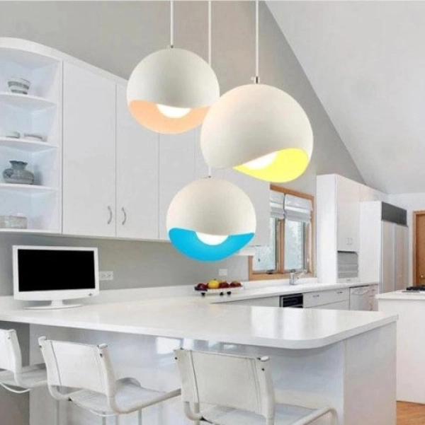 den-trang-tri-phong-khach-hien-dai-2