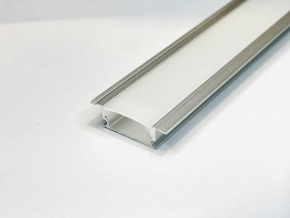 thanh-nhom-cho-den-led-508-7-768x576