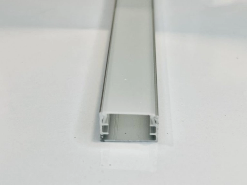 thanh-nhom-dinh-hinh-led-1509-4-768x576