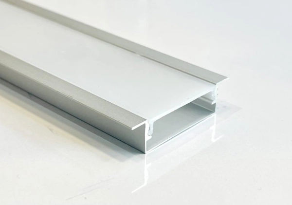 den-led-thanh-nhom-3-1-768x539