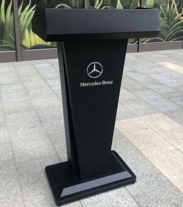 buc-phat-bieu-go-cong-nghiep-5