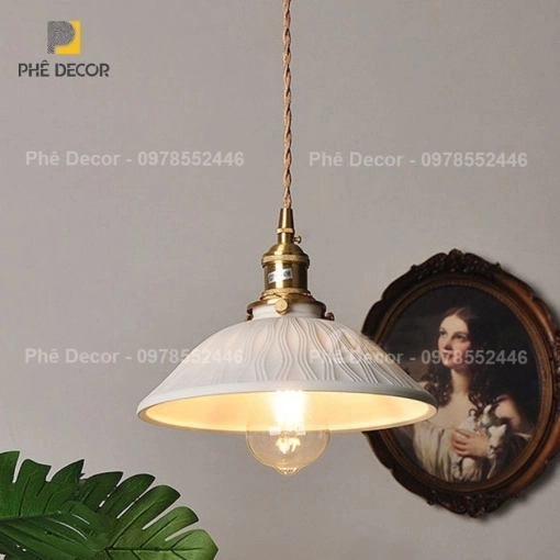 den-trang-tri-phong-khach-8