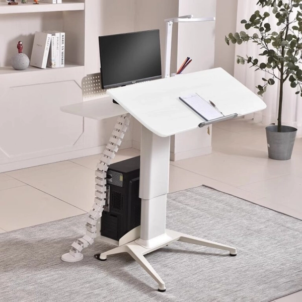 buc-phat-bieu-4-5-768x768