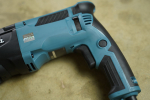 may-khoan-be-tong-makita-m8701b-4