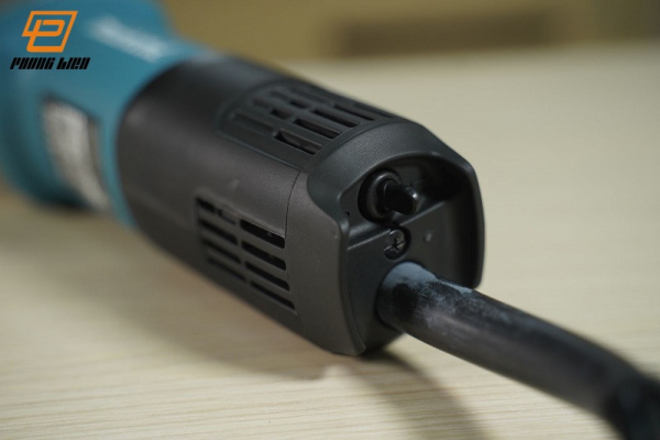 may-mai-goc-makita-9553b-2